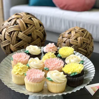 3D Flower Cupcakes