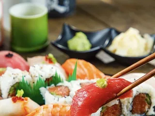 Hello Sushi