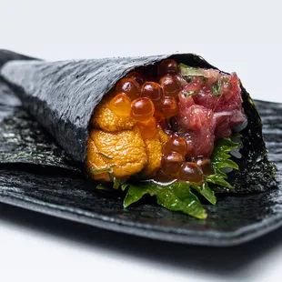Seaweed Special Handroll