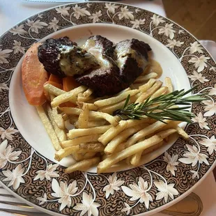 Filet Medallions with Pomme Frites