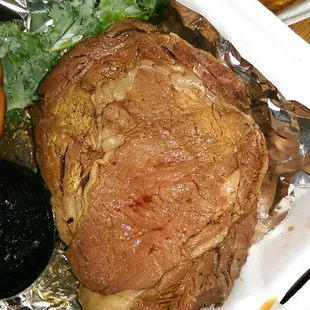 16 0Z rare prime rib. Very good.