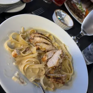 Fettuccine with chicken
