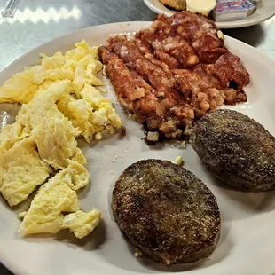 Very nice breakfast plate!