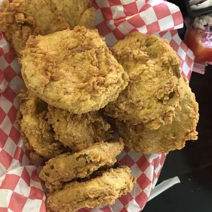 Fried green tomatoes