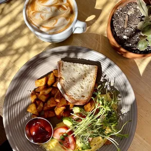 Cali Brah Omelet &amp; Cafe Latte