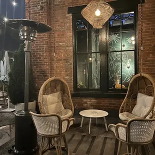 Love the hanging swing chairs