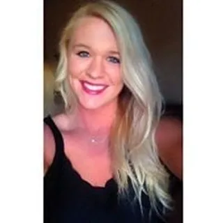 Kelsey S.