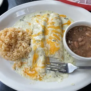 Spinach enchilada &amp; corn enchilada