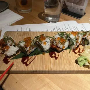 Spicy Salmon Roll