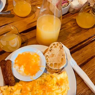 Breakfast for the typical brunch-ers!