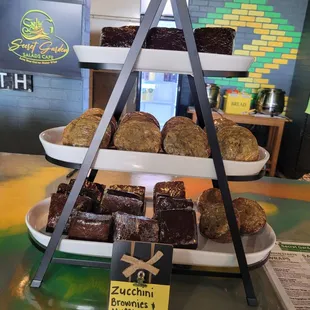 Zucchini muffins &amp; brownies (dairy free)