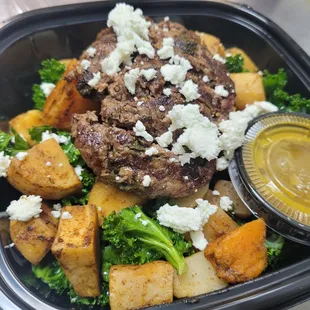 Roasted root vegetables salad (created by a customer)
