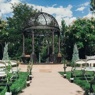 Parisian Garden Ceremony