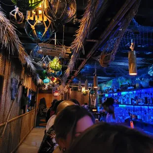Tiki bar downstairs no windows.. So cozy!!