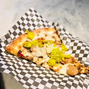 Cheese Pizza with Sausage and Green Peppers