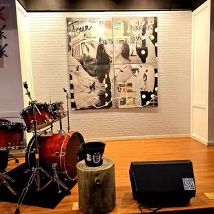 Stage area - live music nightly