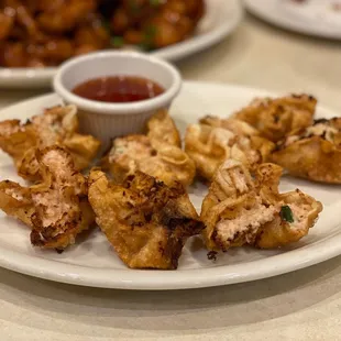 Cream cheese Rangoons