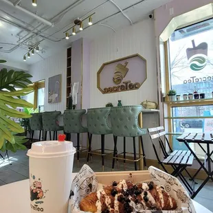 Boba Croissant, Peanut butter latte