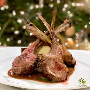 a plate of lamb chops