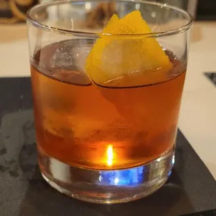 an old fashioned cocktail