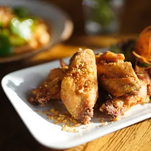 Salt &amp; Pepper chicken wing.
Deep fried chicken wings.