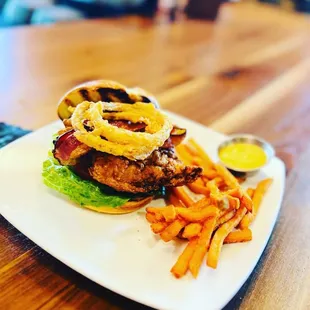 The sweet potato fries tasted great with the siratcha mayo.