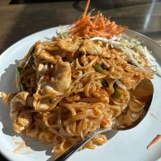 Pad Thai (Red Sauce)