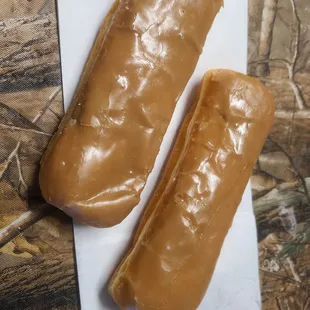 Maple (cream filled)