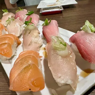 Salmon Nigiri