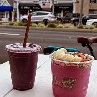 a smoothie and a smoothie