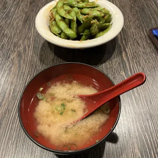 Spicy Garlic Edamame