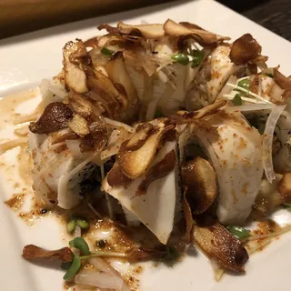 Garlic Crunch Specialty Roll