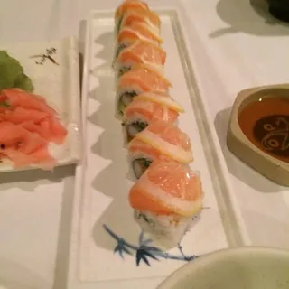 I Love Salmon Specialty Roll