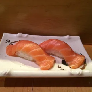 Salmon Sushi