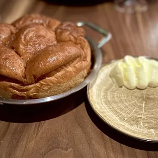 Bread service