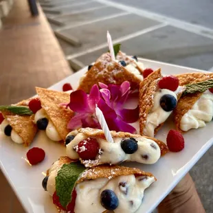 Celebrate your birthday party at sekushi,wonton cannolis