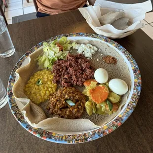 Meat &amp; Vegetarian Combo