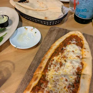 Meat pide