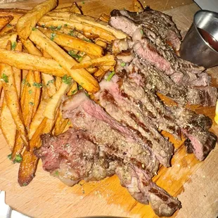 Grilled Ribeye, 5 outta 5... even the fries