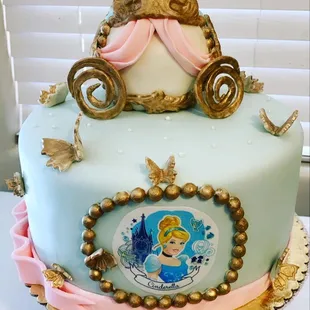 a princess carriage cake