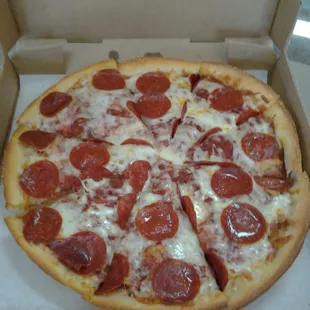 Pepperoni pizza! The dough is sooo good!