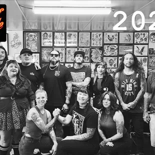 From bottom, Morgan, Kelly, Andi, 
Standing from left, 
Julian, Emily, Fred, Dez
Justin, Ash, Axl.