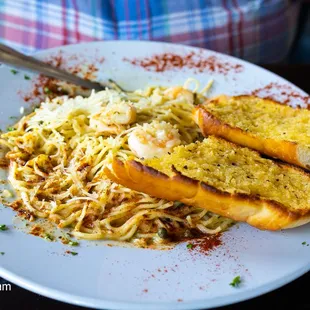 pasta dish, pasta, food