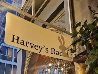 Harvey's Bar