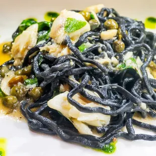 pasta dish, pasta, food