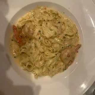 Fettuccine Alfredo con Gamberi