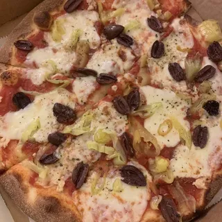 Spicy Olive & Banana Pepper Pizza