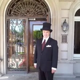 They have a doorman with a British accent to hold the door open for the guests that arrive. Super cool!