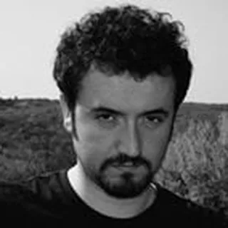 Özgür Y.
