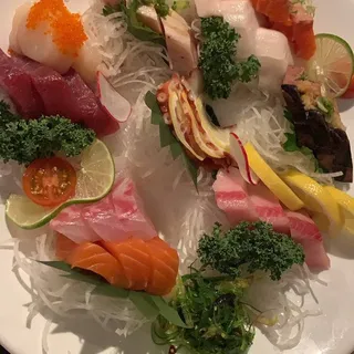 30pc Sashimi Deluxe